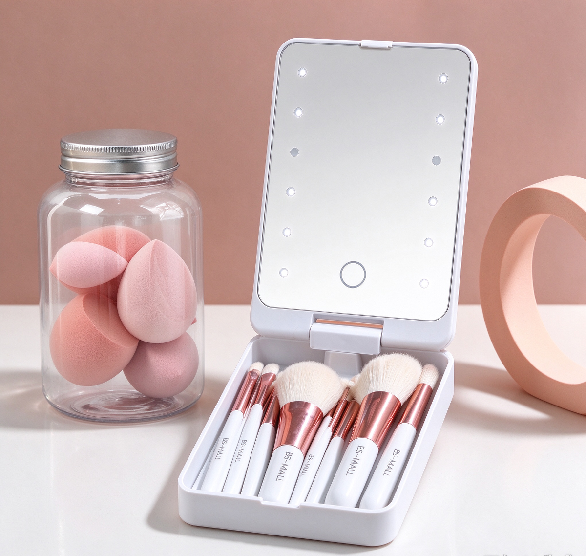 💖Hot Sale 49% OFF💖Travel Makeup Brush Set with LED light