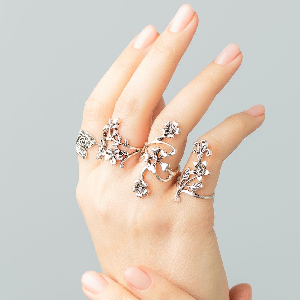 Sacred Blooming Flowers Ring Set