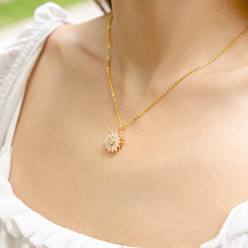 Spinning Sunflower Necklace – A Symbol of Happiness and Growth