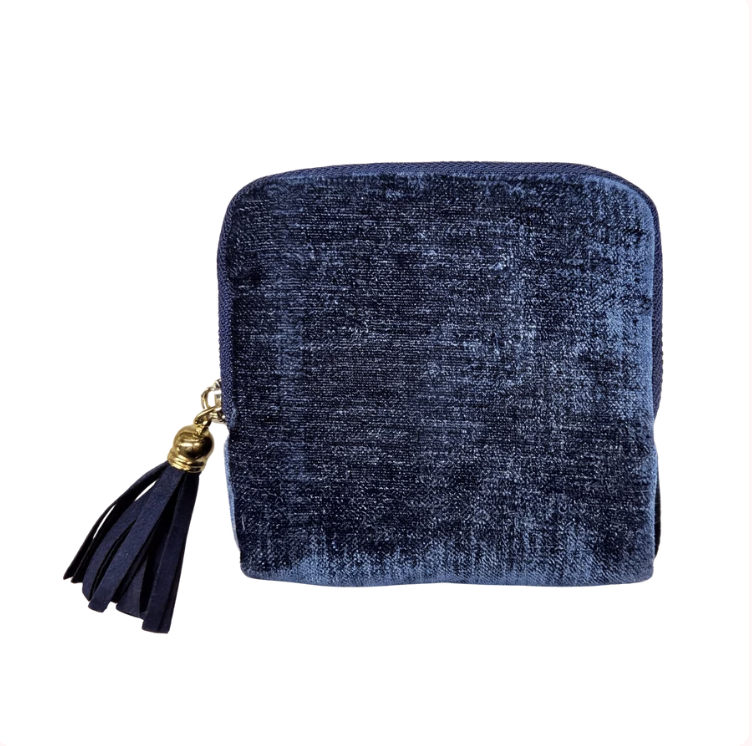 The Tangle-Free Jewelry Case