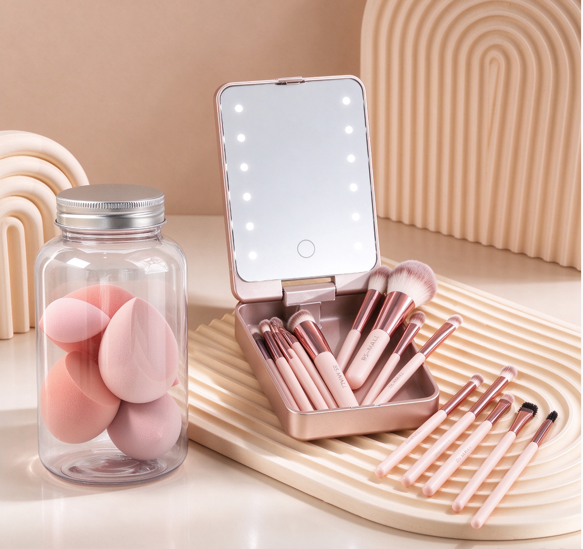 💖Hot Sale 49% OFF💖Travel Makeup Brush Set with LED light