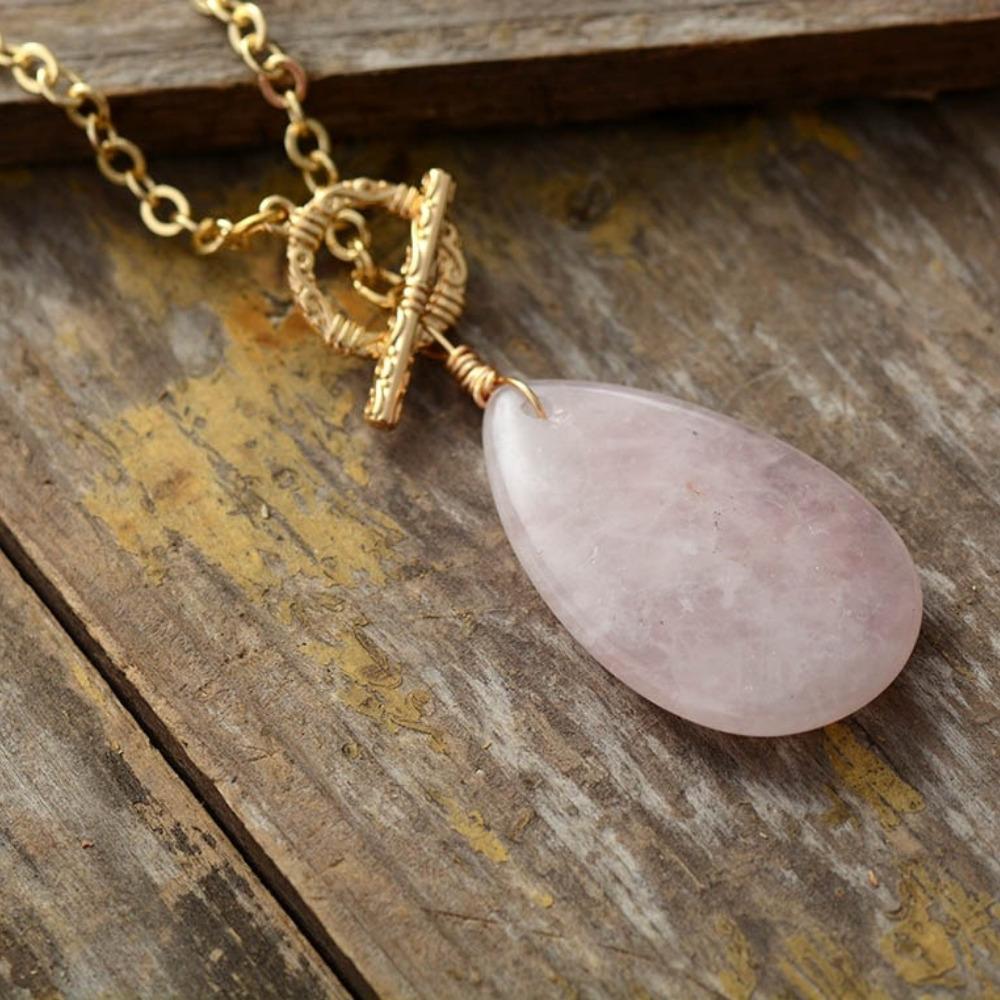 Golden Chain Necklace with Rose Quartz Stone