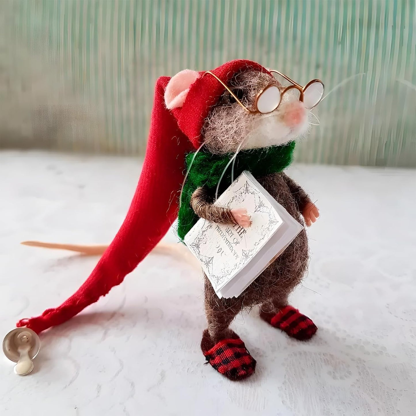 Christmas Needle Felted Mouse, Cute Handmade Wool Felt Mouse Ornament, Felt Mice Figurine for Holiday Christmas Decor, Needle Felted Christmas Mouse Doll Festival Decorations (5 Set)