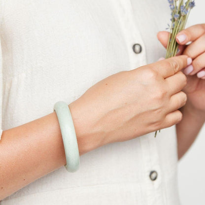 Natural Green Jade Bangle