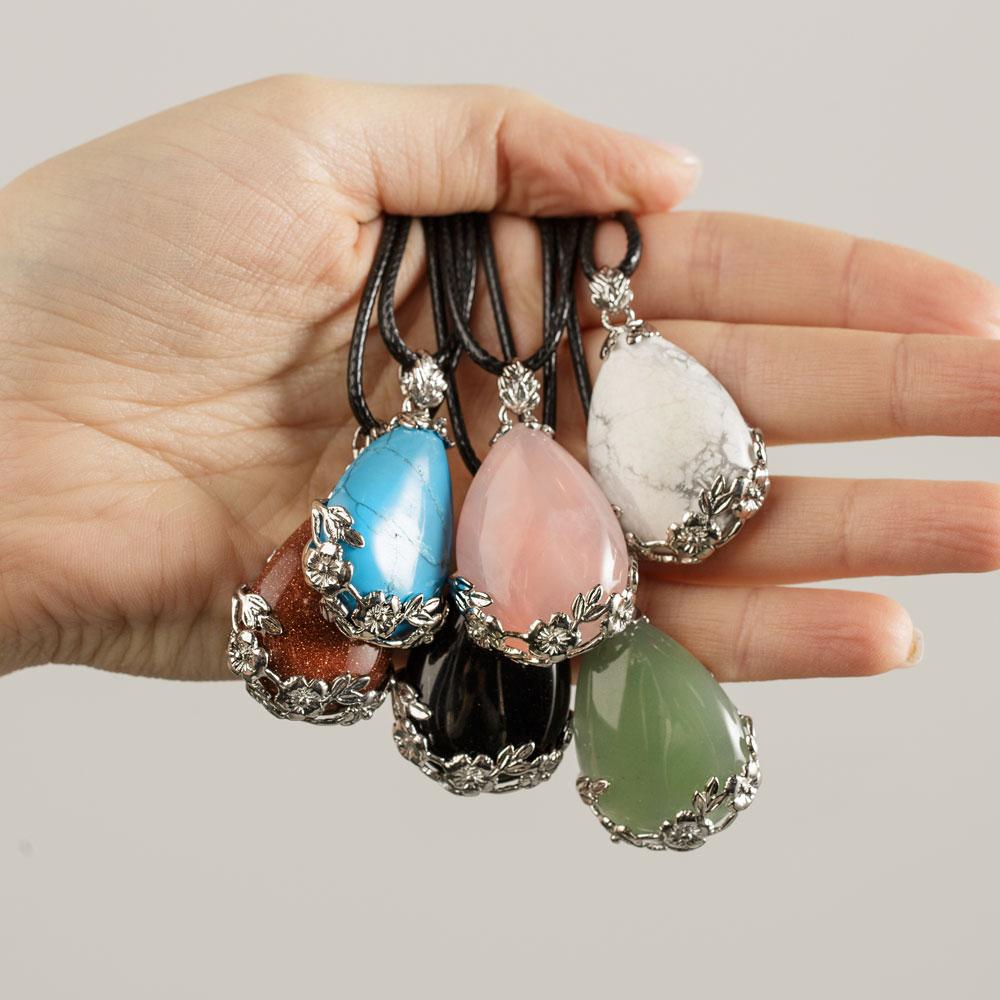 Flower Crystal Teardrop Necklace