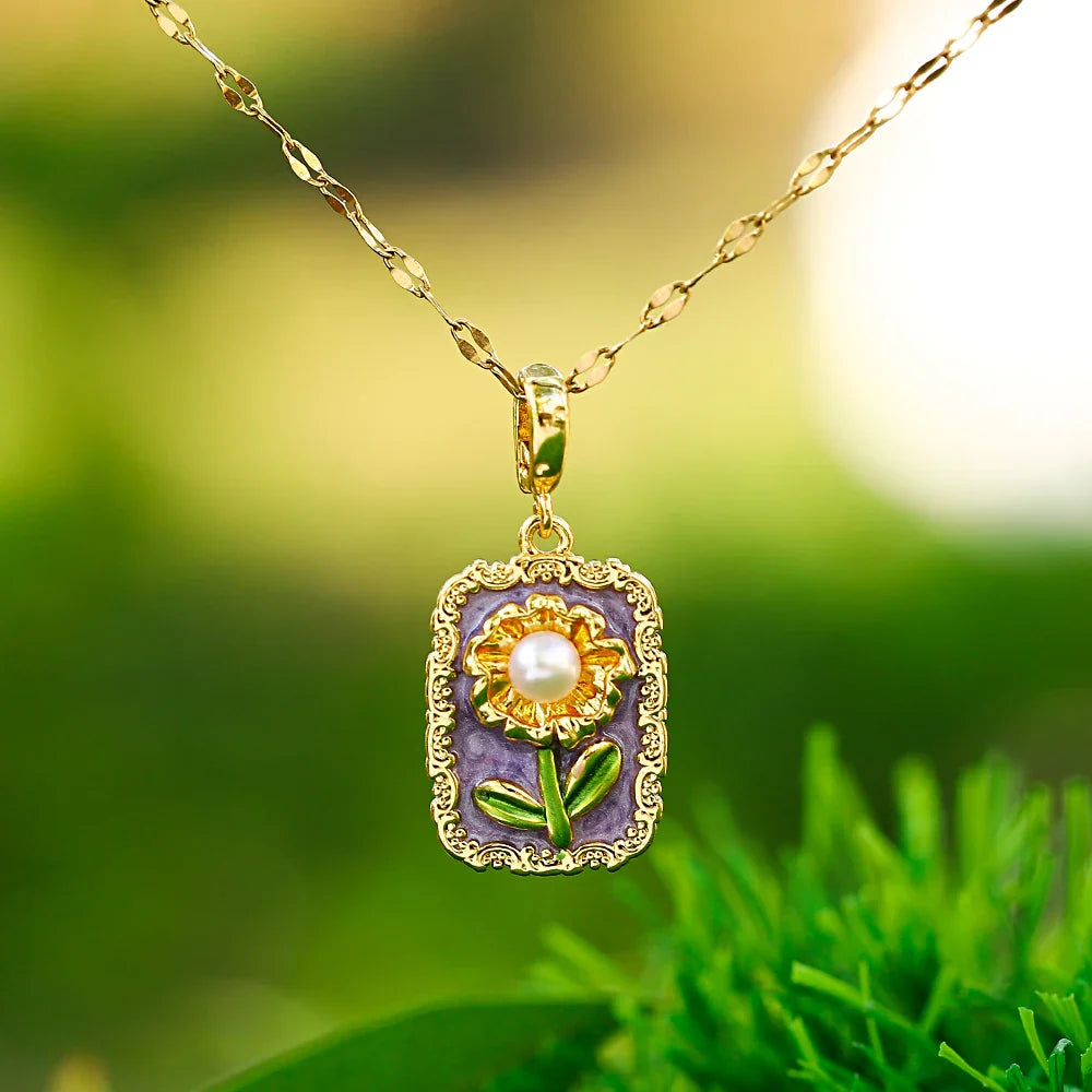Heirloom Bloom Flower Necklace