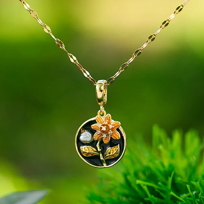 Heirloom Bloom Flower Necklace