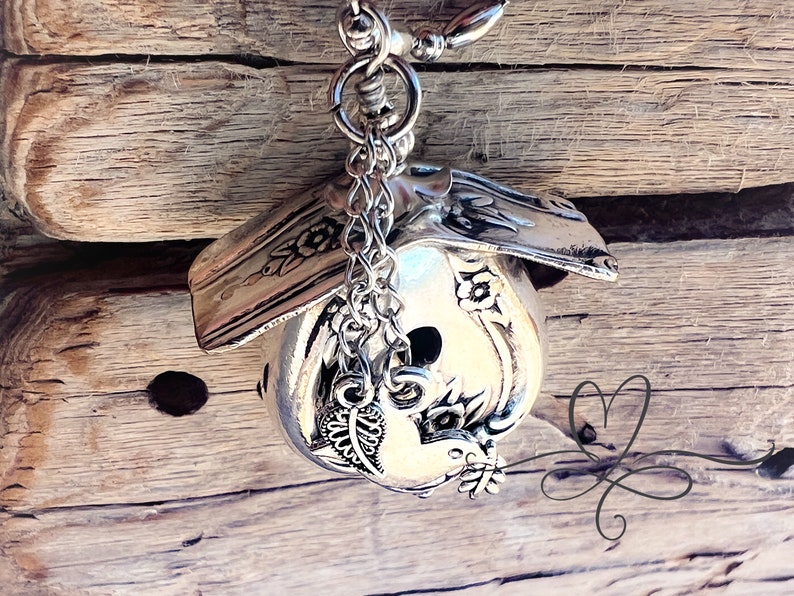 The 1951 "Magnolia" Silverware Birdhouse • Authentic, Vintage, Hollow Silver-plated Knife Birdhouse