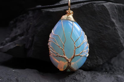Seven Chakra Healing Gemstones, Copper Wired Crystal Pendant, Daily Spiritual Healing Jewelry for Life Fulfilment Meditation