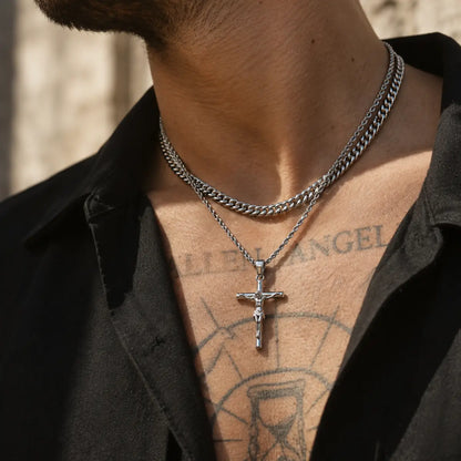 Cadena de Crucifijo de Jesús