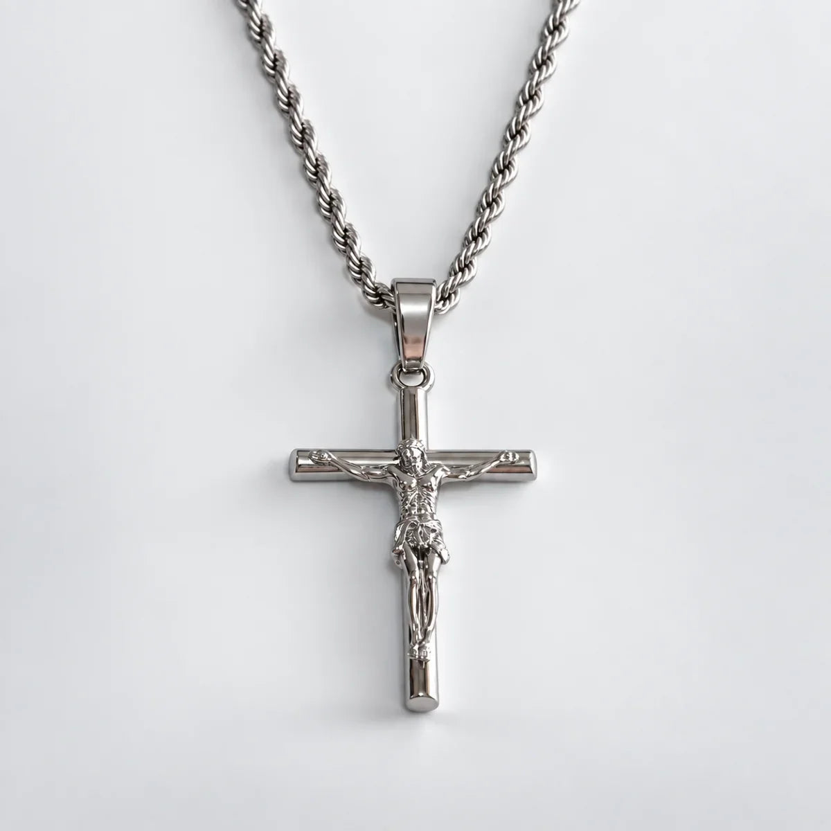 Cadena de Crucifijo de Jesús